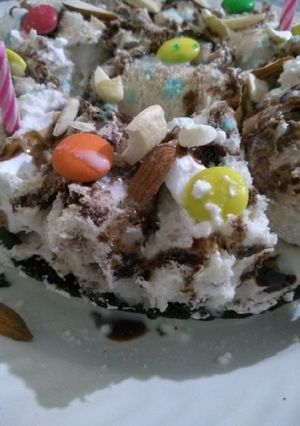 ટ્રેસ લેચે ઓરીઓ વેનીલા ચોકો બ્રેડ રોલ કેક(Tres Leches Oreo Vanila Choco Bread Roll Cake Recipe In Gu રેસીપી મુખ્ય ફોટો