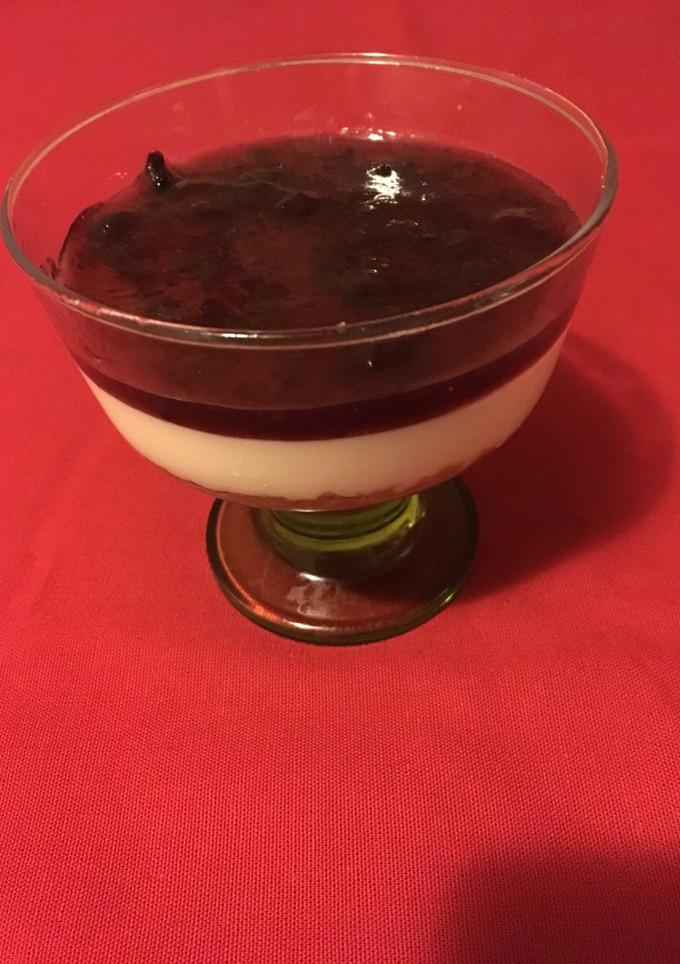 Una foto de Copas de tarta de queso con arándanos