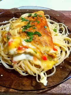 Una foto de Omelette de queso y tomate