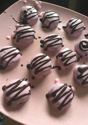Foto resep Strawberry Dipped Cookies