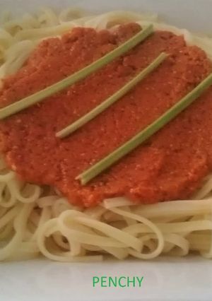 Foto principal de Spaguettis al pesto Rosso