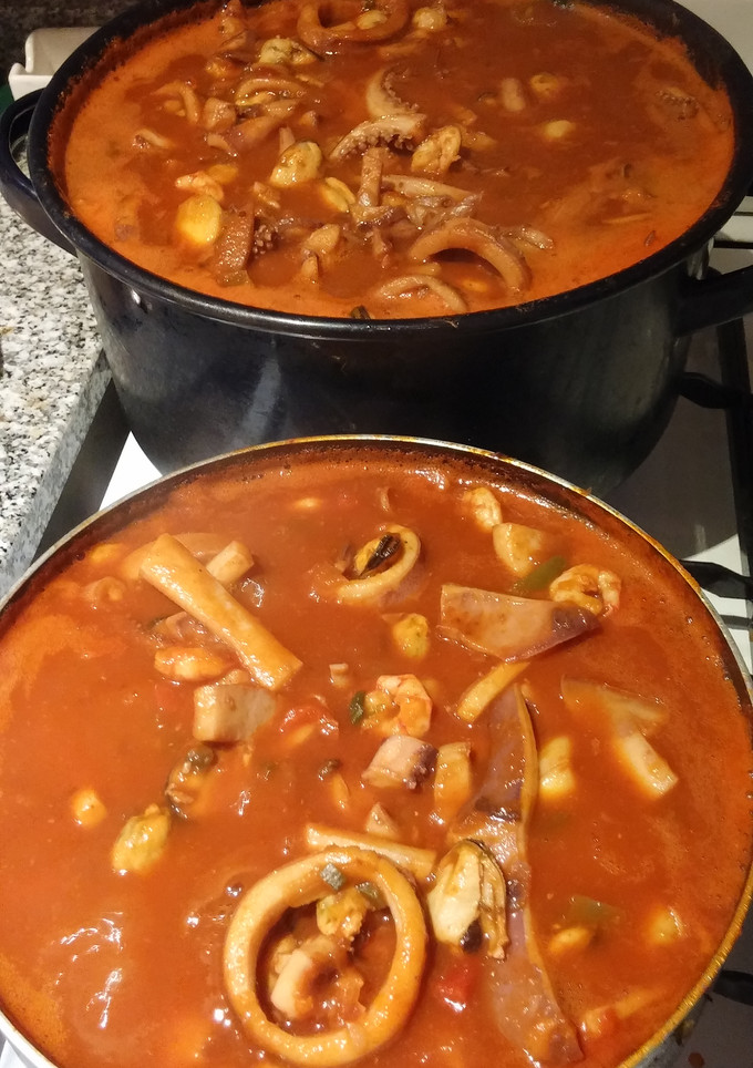 Una foto de Cazuela de mariscos