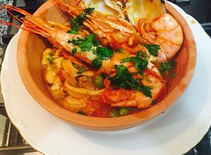 Una foto de Cazuela de Mariscos