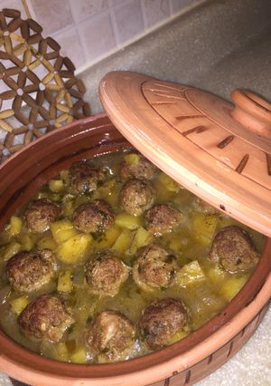 صورة لوصفة طاجن كرات اللحم في الفرن