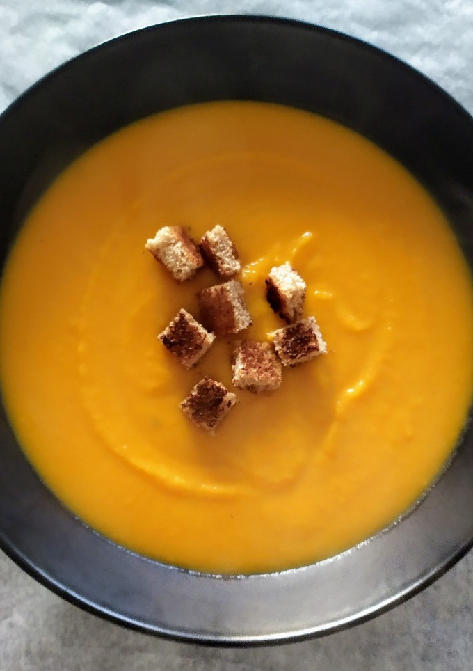 Una foto de Crema casera de zanahorias