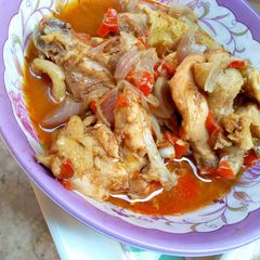 A picture of Chicken pepper soup.