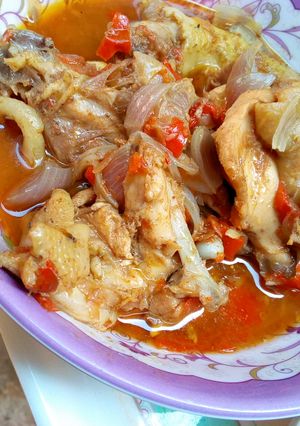 A picture of Chicken pepper soup.