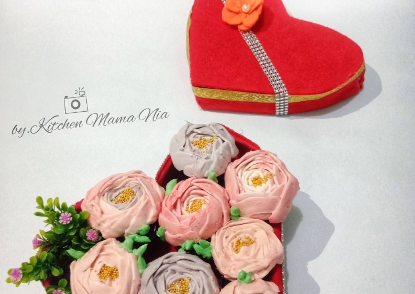 Chocolate Muffin Flower Bouquet Cake