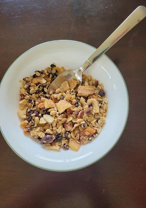 A picture of Granola.