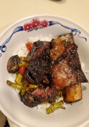 A picture of Short ribs.