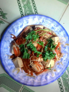 Hình của món Đậu phụ sốt nấm kim châm.