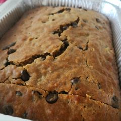 A picture of Banana chocolate chip bread.