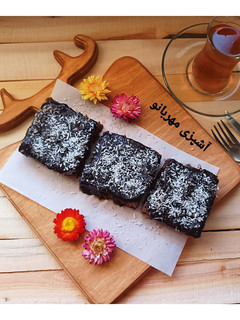 عکسی از دستور کیک شکلاتی تابه ای