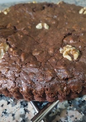 Una foto de Brownie de chocolate con nueces en Mambo