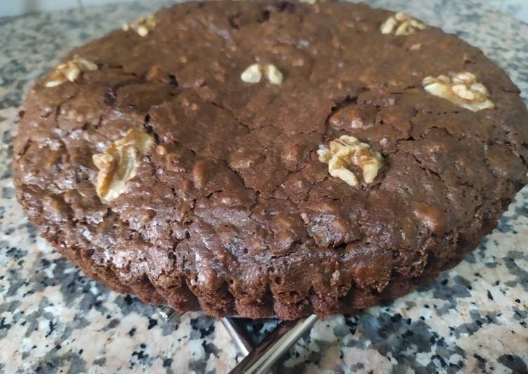 Brownie de chocolate con nueces en Mambo