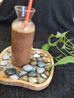 عکسی از دستور شیک موز و قهوه