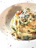 Spaghetti al salmone, rucola e cioccolato