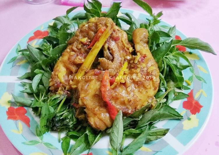 Resep Ayam Betutu Khas Bali oleh Gitta Giani - Cookpad