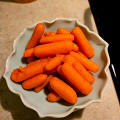 A picture of Glazed Carrots.