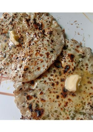 अमृतसरी आलू प्याज़ कुलचा (amritsari aloo pyaz kulcha recipe in Hindi) रेसिपी मुख्य फोटो