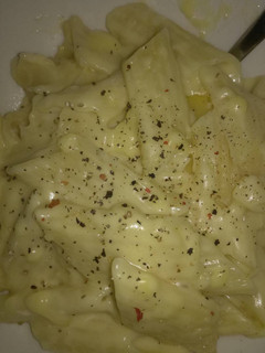A picture of Vegan mac n cheese.