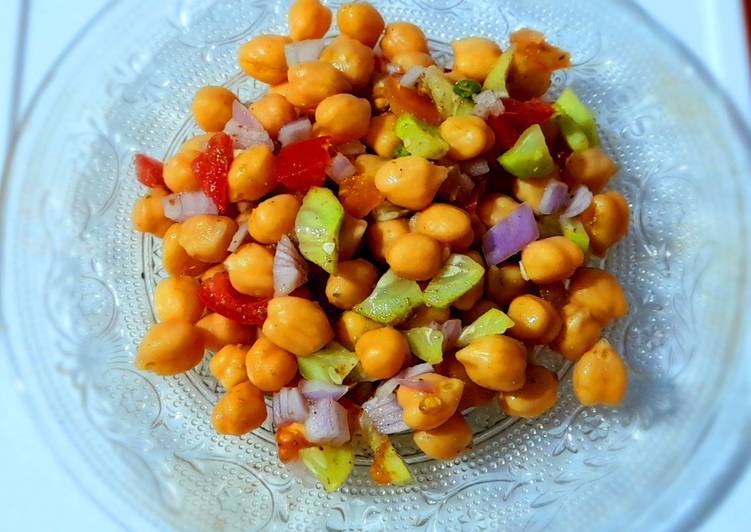 Boiled Chickpeas Chaat