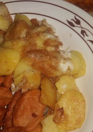 A picture of Potato with egg n akra.