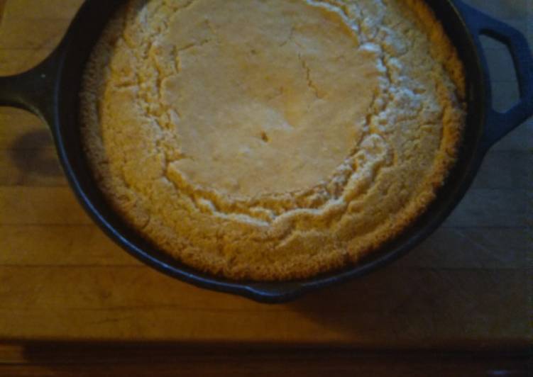 Recipe of Quick Black Iron Skillet Cornbread