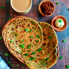A picture of Spring Onion Paratha.