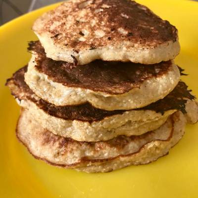 Pancake de banana y salvado de avena! Delicioso! Receta de Adri Cocina! - CookpadCompartir un CooksnapCompartir-image