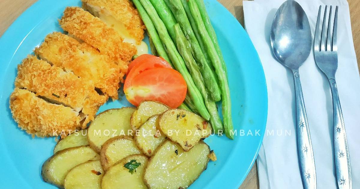 Resep Chicken Katsu with Mozzarella toping Potato wedges oleh Maya