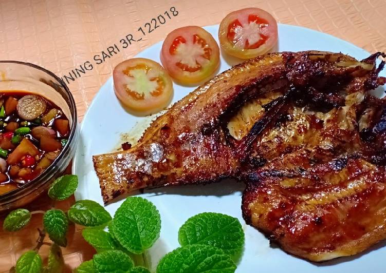 Resep Ikan bakar sambal kecap yang Lezat