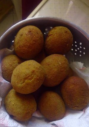 A picture of Scotch eggs.