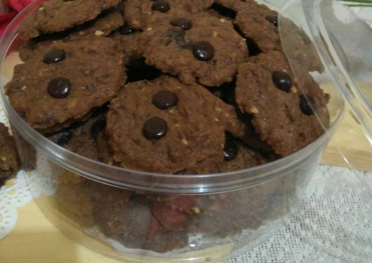 Resep @GURIH Choco Chip Cookies kue rumahan simple