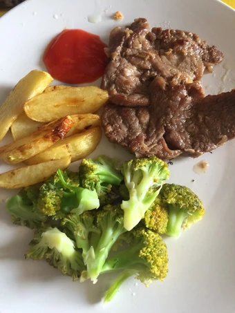 Cara Gampang Membikin Resep Steak beef homemade yang Uenak Anti Ribet, Sempurna