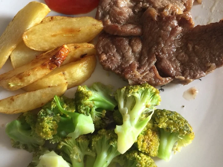 Cara Gampang Membikin Resep Steak beef homemade yang Uenak Anti Ribet, Sempurna