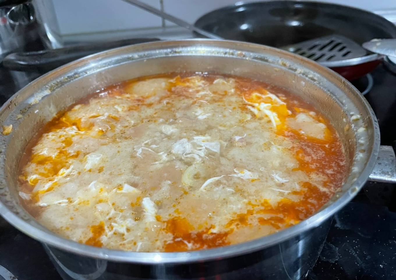 Sopa castellana o sopa de ajo