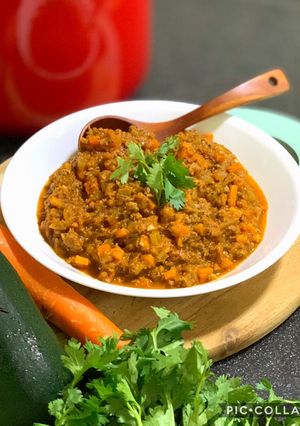 A picture of Roasted Tomatoes Bolognese Sauce.