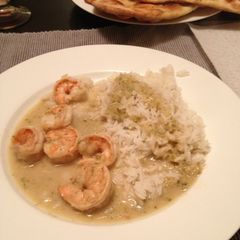 A picture of Thai Green Shrimp Curry.