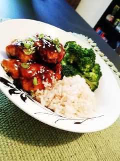 Una foto de Pollo a la naranja