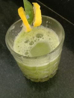 કાકડી ફુદીના કૂલર (Cucumber Pudina Cooler Recipe In Gujarati) રેસીપી મુખ્ય ફોટો