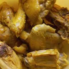 รูปของ Ayam Ungkep Bumbu Kuning
