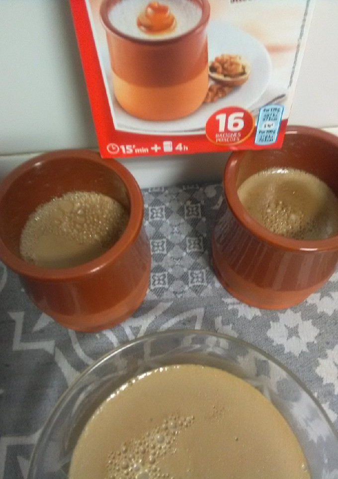 Una foto de Cuajada con café