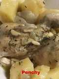 Picantones con chalotas y piñones en cocotte