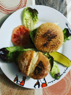 Una foto de Hamburguesa a mi manera