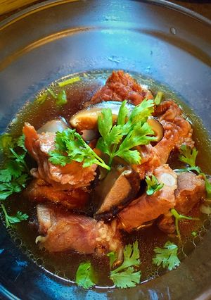 รูปของ ซี่โครงหมูอ่อนตุ๋นเห็ดหอม