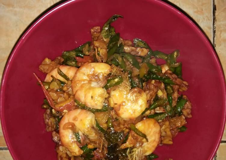 Bagaimana Membuat Tempe Udang Tumis Cabe Ijo, Bikin Ngiler