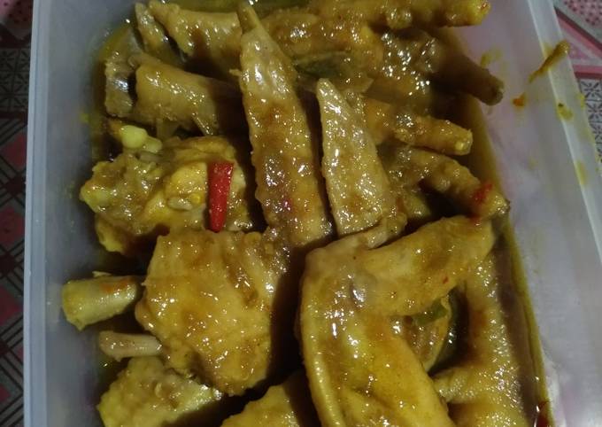 Rica-rica sayap ceker ayam