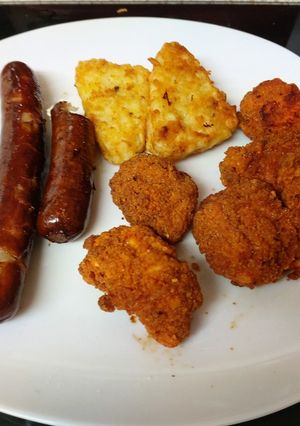 A picture of My Weird But tasty Lunch.