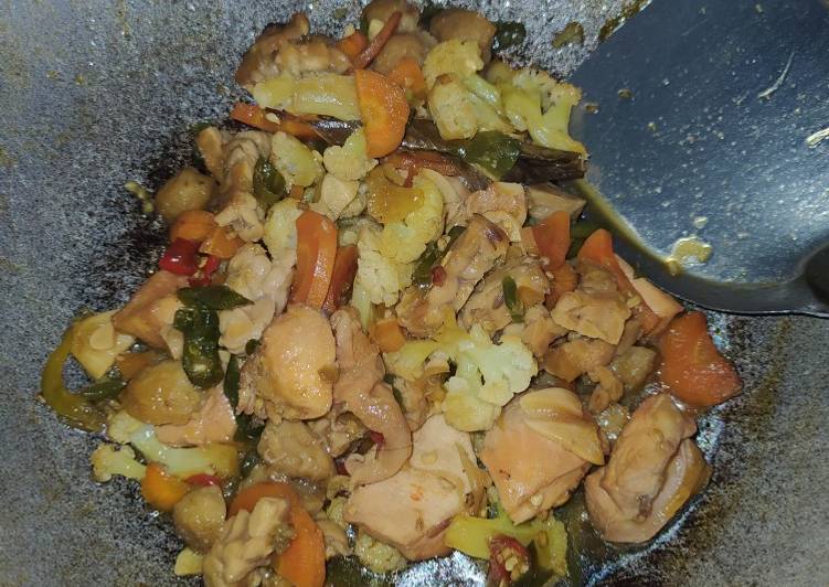 Resep Oseng kembang koll ayam | Cara Mengolah Oseng kembang koll ayam Yang Sedap